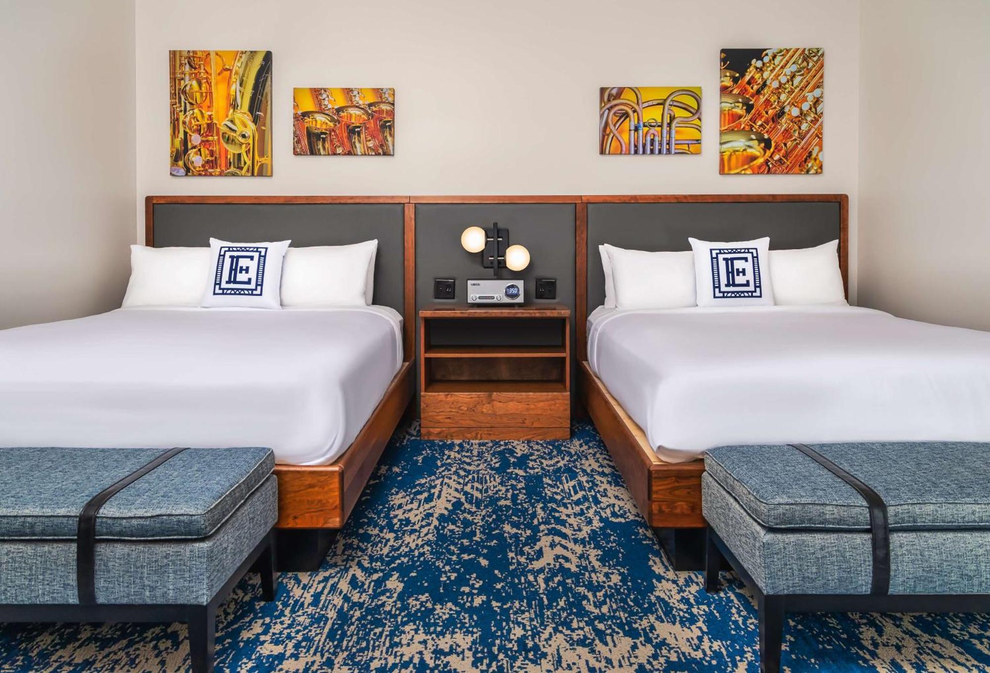 Hotel Elkhart, Tapestry Collection By Hilton Exterior photo